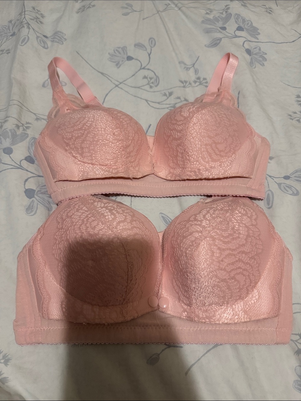 NWOT Women 2pc Lace Nursing Bra (Size: 34C)